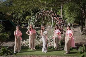 ชุดไทยเจ้าสาว ชุดไทยจักรพรรดิ์ เช่าที่แบมบี้ เวดดิ้ง ห้วยขวาง